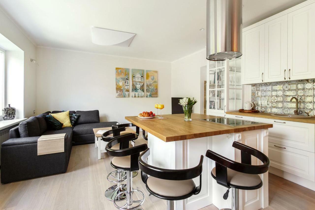 #Stayhere 3Bdr Modern & Stylish Apartment - Heart Of Old Town By Houseys VNO Dış mekan fotoğraf
