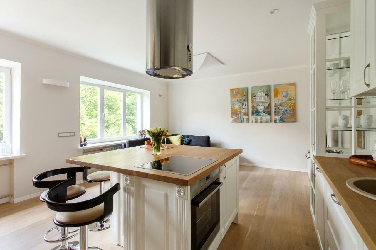 #Stayhere 3Bdr Modern & Stylish Apartment - Heart Of Old Town By Houseys VNO Dış mekan fotoğraf